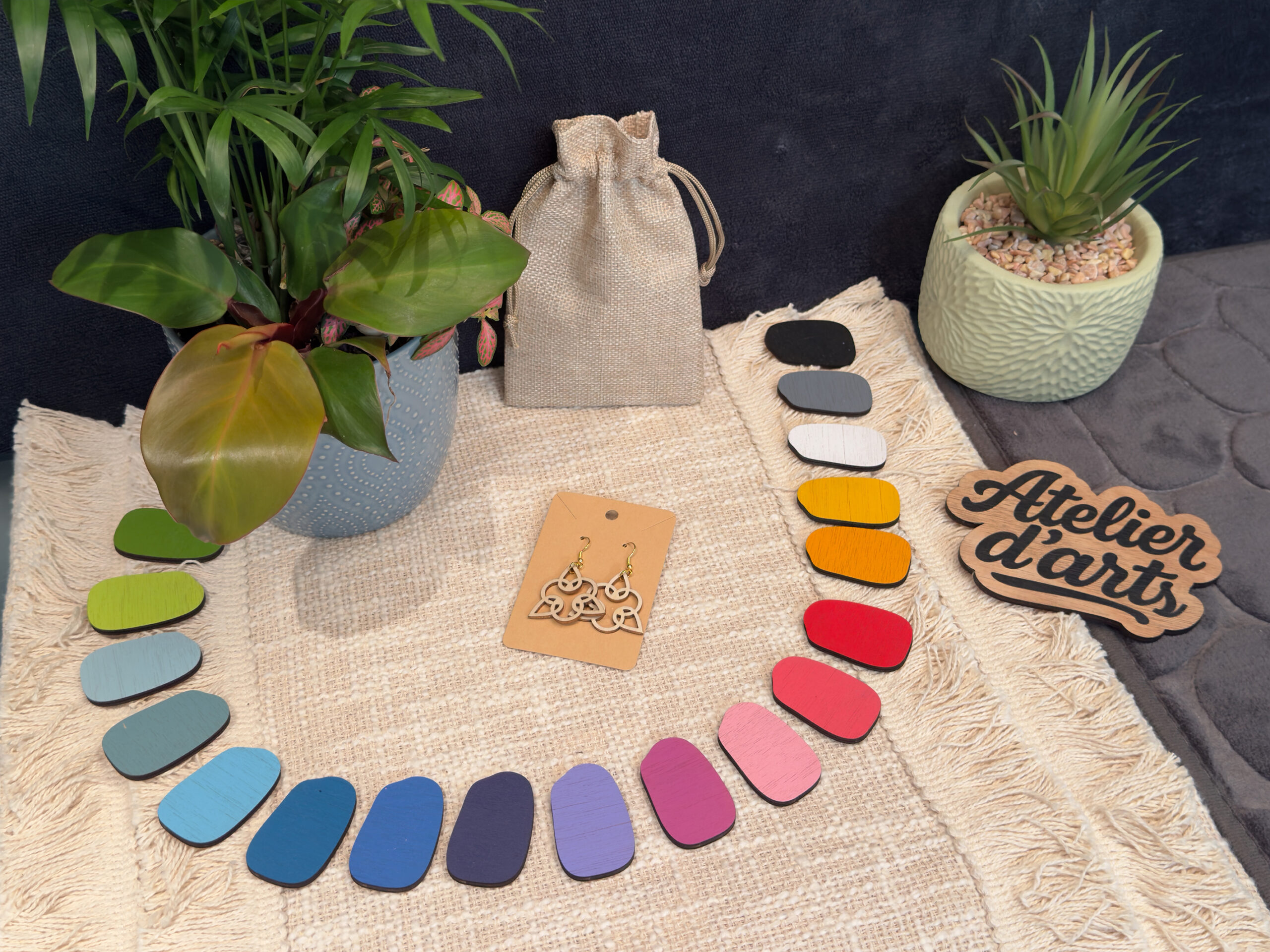 Bijou en bois artisanal Atelier d’Arts – fabrication vosgienne